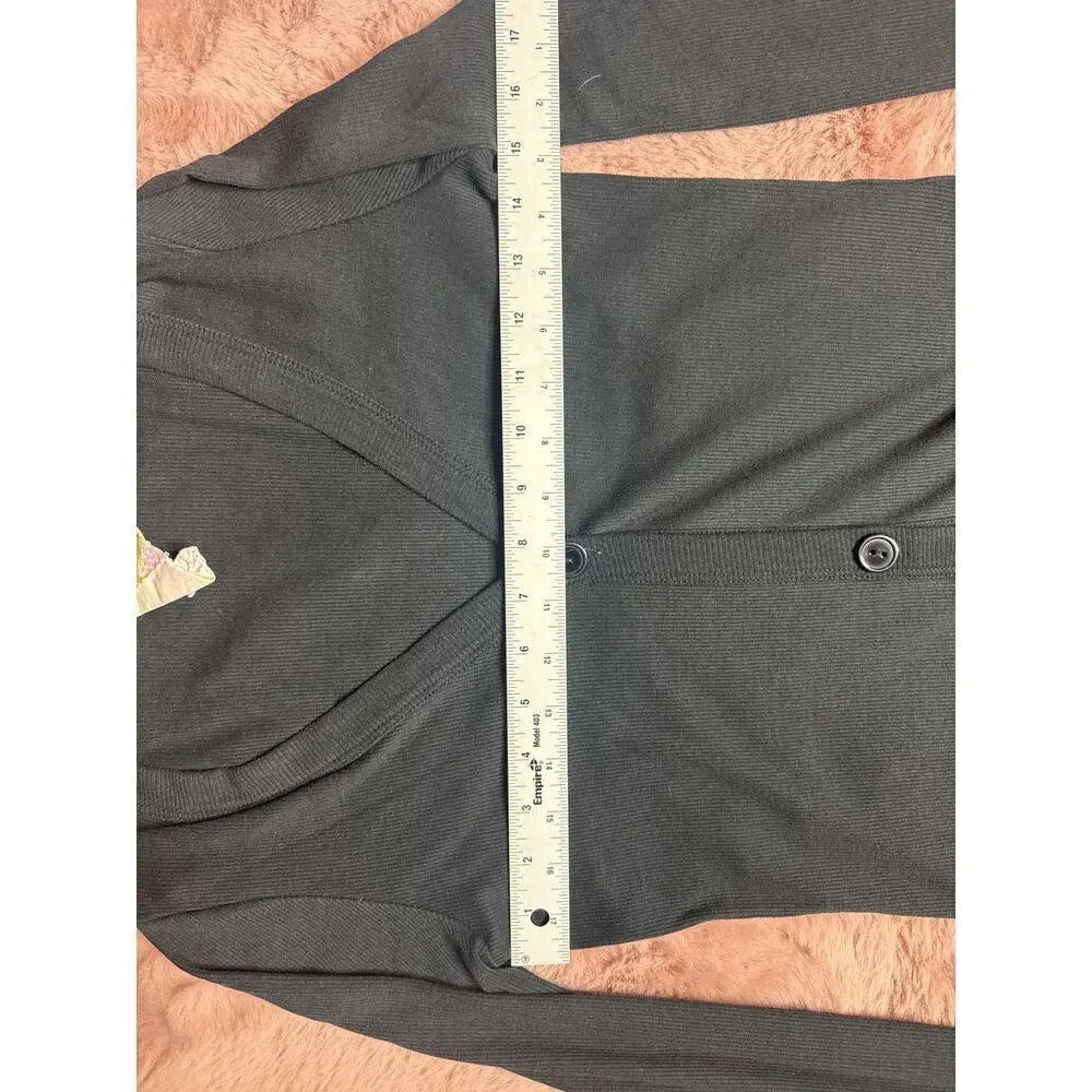 Crafty Couture Women’s Medium Dark Gray Button V-Neck Cardigan Top Y2K